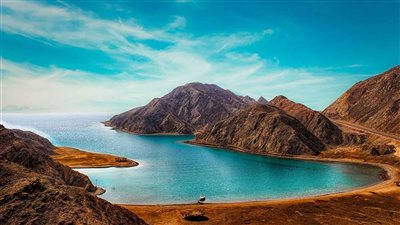 مدينة طابا في مصر.. إطلالة بانورامية نادرة على ثلاث دول في آن واحد