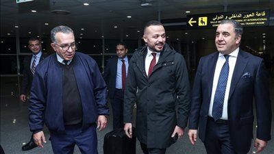سفير مصر في الجزائر يستقبل بعثة الأهلي استعدادا لمواجهة شبيبة القبائل