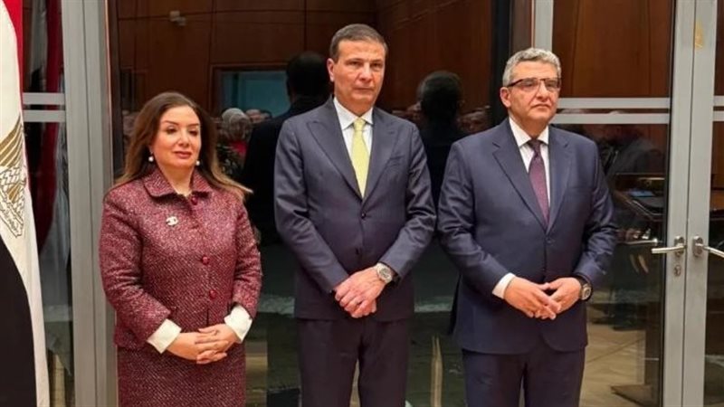  وزير الزراعة واستصلاح الأراضي