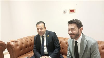 بعد نجاح «لعبة وقلبت بجد».. أحمد زاهر يصل «النواب» لمناقشة مخاطر السوشيال ميديا على الأطفال