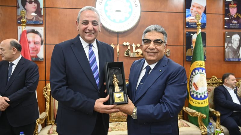 محافظ الغربية ومحافظ الدقهلية