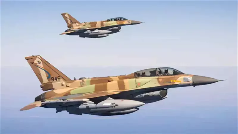 طائرة