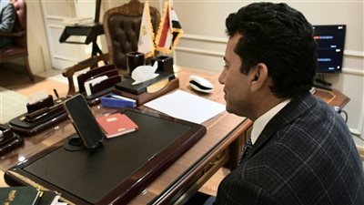 وزير الشباب والرياضة يهنئ أبطال تنس الطاولة بعد الهيمنة على كأس أفريقيا 2026 