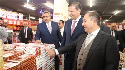 افتتاح جناح منتجات وزارة الزراعة لشهر رمضان بـ«جملة ماركت» المريوطية