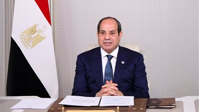 الرئيس السيسي في قمة 