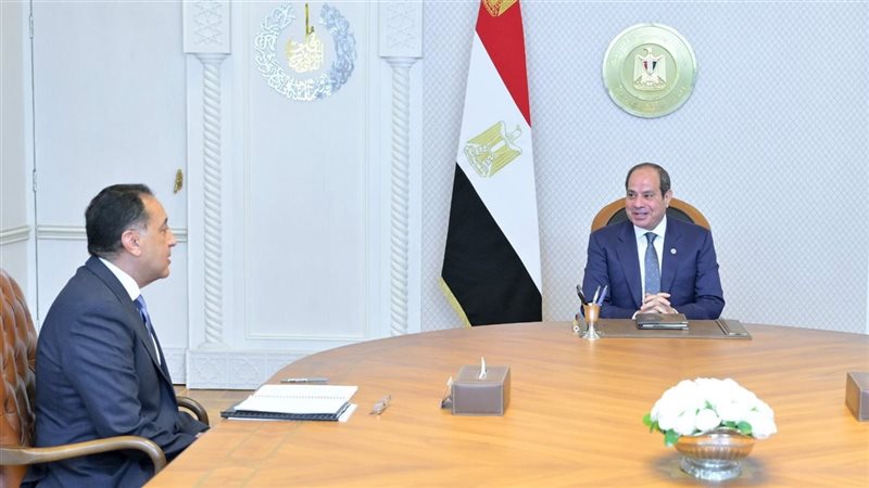 الرئيس عبدالفتاح السيسي والدكتور مصطفى مدبولي