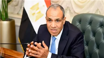 وزير الخارجية يجري اتصالات هاتفية مع عدد من نظرائه لمتابعة التطورات الإقليمية