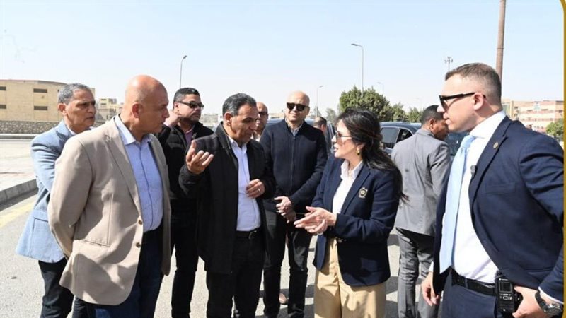 وزيرة الاسكان