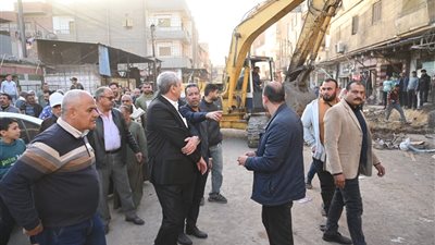 محافظ الغربية يتفقد رصف مدخل أبو صير بسمنود ميدانيًا