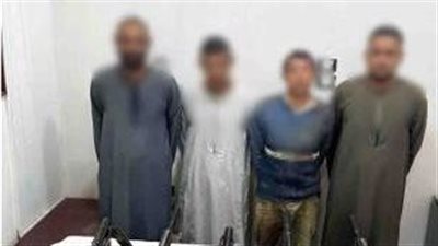 مصرع عنصر جنائي وضبط 4 آخرين في تبادل لإطلاق النار مع الشرطة بأسيوط