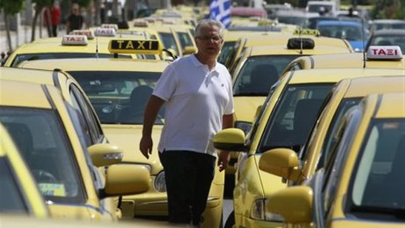  إضراب شامل لسيارات الأجرة في أثينا لمدة 3 أيام