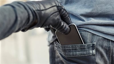 «آبل» تتخذ خطوة جديدة ضد لصوص الآيفون.. احمي تليفونك من السرقة