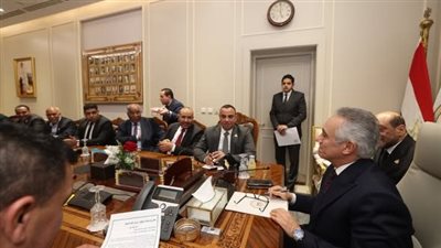 وزير العدل يلتقي أعضاء مجلسي النواب والشيوخ.. ما القصة؟