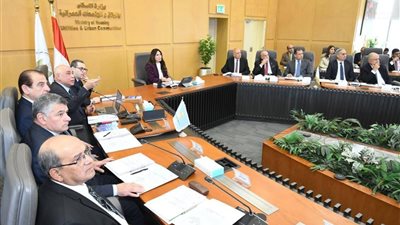 وزيرة الإسكان: نحرص على إحداث نقلة نوعية شاملة بقطاع مرافق المياه والصرف