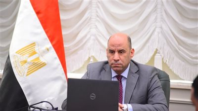 وزير العمل ينعى ضحايا حادث محور 30 يونيو ويوجّه بصرف إعانات عاجلة لأسرهم