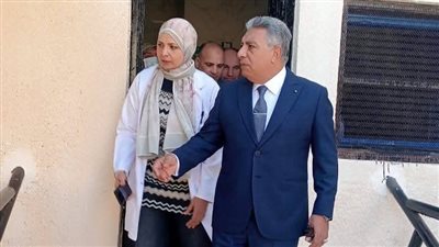 محافظ الدقهلية يشيد بمستوي الخدمة بعيادة ابن لقمان للتأمين الصحي