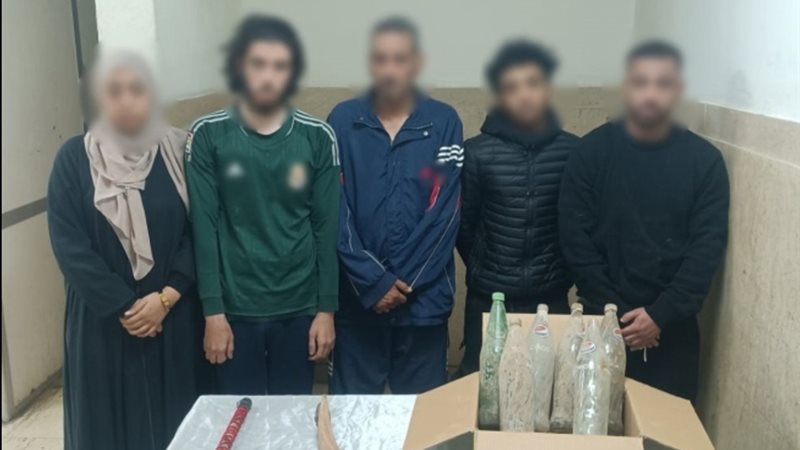 المتهمين 