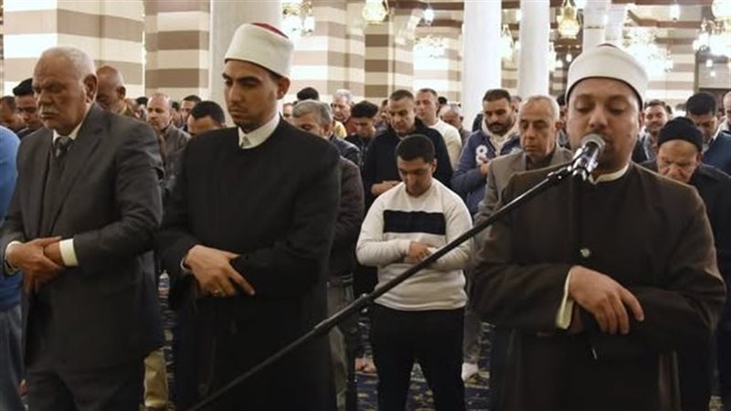 جانب من احياء رابع ليالي رمضان 