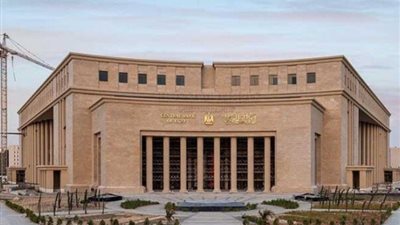 البنك المركزي أمام اختبار مصيري الخميس المقبل.. رفع الفائدة أم خفض الجنيه؟.. خبير يوضح