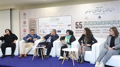 شباب المترجمين يروون تجاربهم في مؤتمر الترجمة بمعرض الكتاب