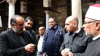 وفد برلمانى يزور  مسجد  السلطان أبو العلا  و