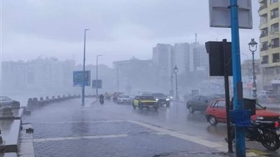 الطقس الآن، أمطار غزيرة على مناطق متفرقة من القاهرة والجيزة