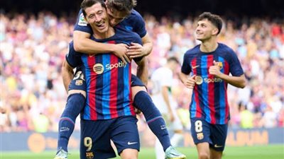 قائمة برشلونة الرسمية لمواجهة أوساسونا الليلة في الدوري الإسباني