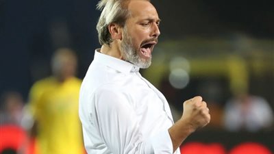 ديسابر يُعلن تشكيل الكونغو لمواجهة غينيا في ربع نهائي أمم إفريقيا