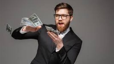 «غاوين بعزقة» أبراج متهورة في صرف الأموال، هل أنت منهم؟