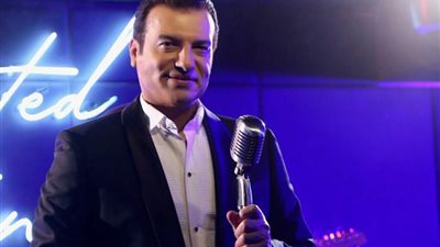 إيهاب توفيق يحيي حفلا غنائيا في كندا الليلة