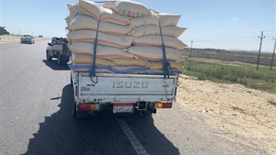 الداخلية تلاحق محتكري الأعلاف والأسمدة وتضبط 550 طن بمحافظة المنيا