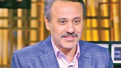 الفنان إيهاب فهمي يشيد بتجربة المسرح التنموي ويكشف عن خططه في رمضان