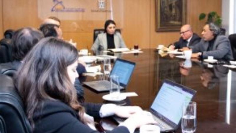 جانب من اجتماع مركز تحديث الصناعة ومديري الإدارات