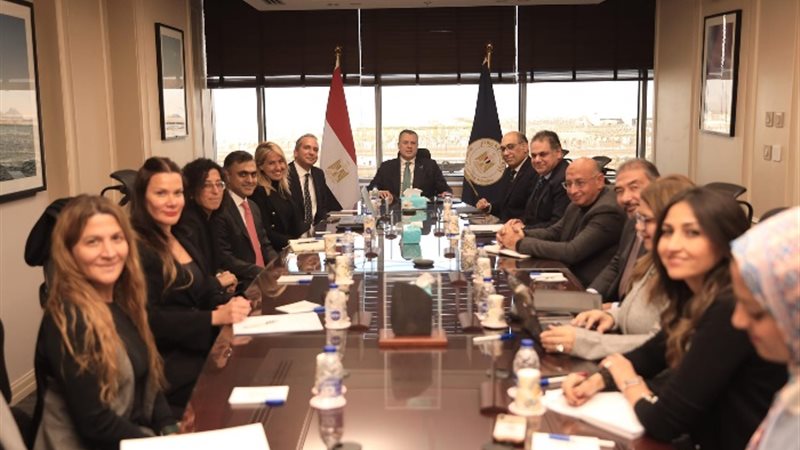 أحمد عيسى وزير السياحة والآثار