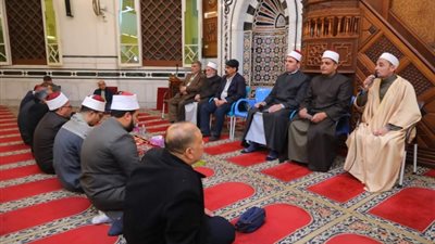 محافظ دمياط تُهنئ أبناء المحافظة بمناسبة الاحتفال بذكرى ليلة الإسراء والمعراج