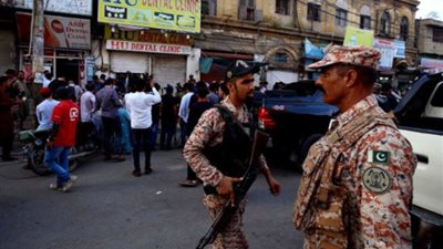 قتلى وجرحي في الساعات الأولى من انتخابات باكستان، وتوقعات بعودة نواز شريف