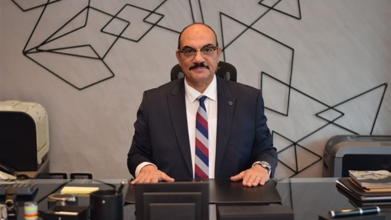 الدكتور رضا فرحات