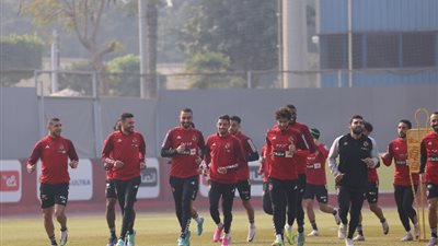 تفاصيل رحلة الأهلي بالجزائر قبل مواجهة شباب بلوزداد بدوري أبطال إفريقيا