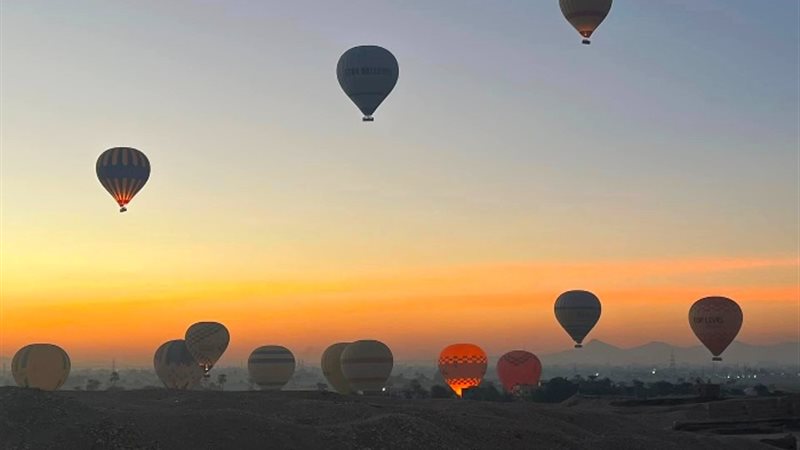 رحلات البالون
