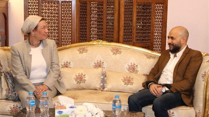 الدكتور خالد الطوخي والدكتورة ياسمين فؤاد