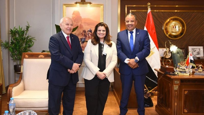 السفيرة سها جندي، الدكتور محمد مكاوي، رئيس جمعية الصداقة ال