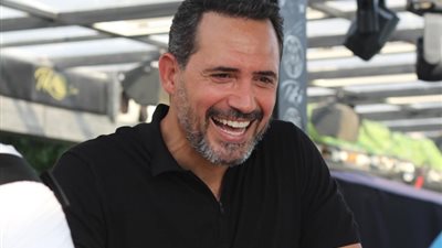 اليوم، فيلم «أنف وثلاث عيون» يُعرض في تونس والمغرب