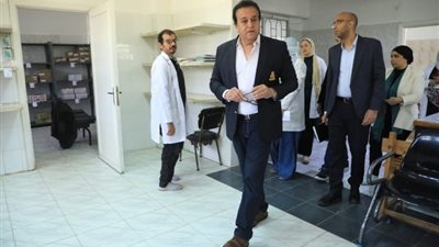 وزير الصحة يوجه بتسريع ميكنة منظومة صرف ألبان الأطفال
