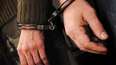 حبس متهمين اثنين بتهمة الاتجار بالمواد المخدرة في شبرا مصر