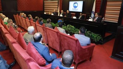 نائب رئيس حزب مستقبل وطن يجتمع بأمانات بني سويف والفيوم