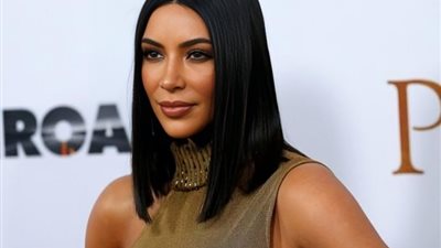 مصنوعة من جلد التمساح، كيم كارداشيان تعرض حقيبتها للبيع بمبلغ ضخم