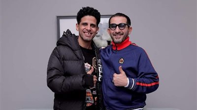 حمدي المرغني عن أحمد حلمي: بتشرف بالوقوف معاه على المسرح