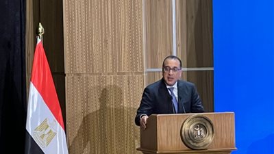 رئيس الوزراء: تطوير وإنشاء مطار دولي جنوب مدينة رأس الحكمة