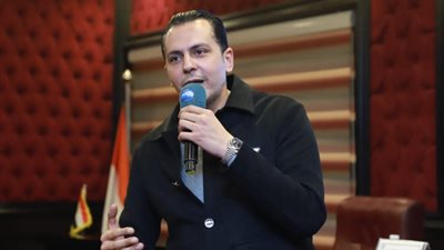 لبحث خطة العمل الحزبي.. نائب رئيس مستقبل وطن يواصل لقاءاته التنظيمية