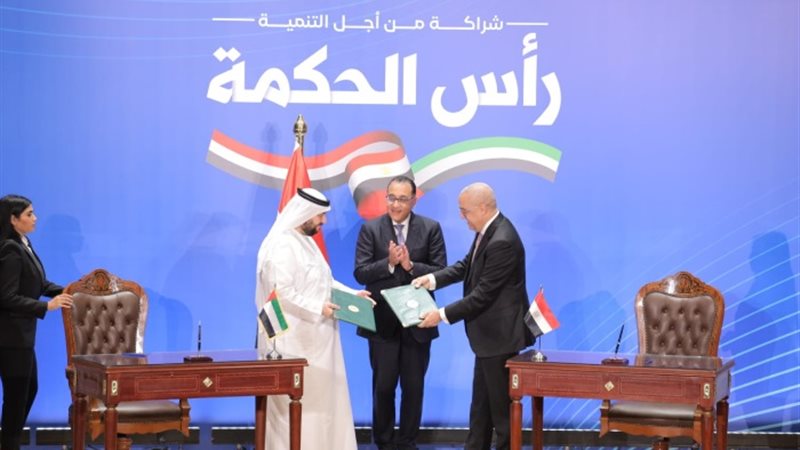 الدكتور مصطفى مدبولي رئيس مجلس الوزراء يشهد توقيع الصفقة ال